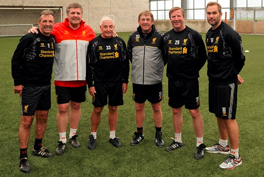 罗马诺：利物浦引进威尔-赖特交易完成，双方已签下三年合同（罗马诺：利物浦完成引进威尔-赖特，双方签约三年）