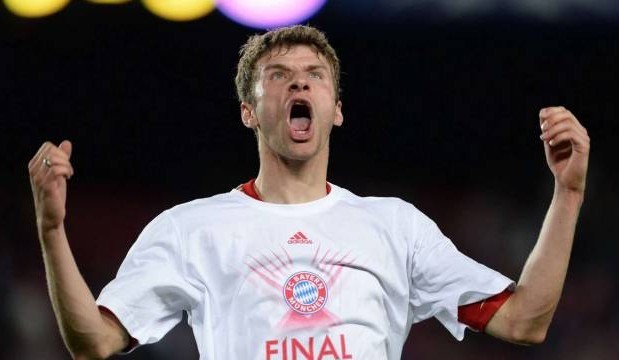 状态火热！克洛尼首节三分4中3独砍14分（火力全开！克洛尼首节14分，三分4投3中）