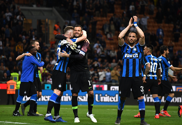 场均1.15球！两大前锋13轮只进3球！罗马有意引进英超两大射手（场均仅1.15球！双前锋13轮仅3球，罗马欲引进英超双枪）