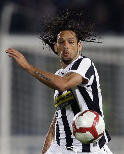 伯恩茅斯欲留塞梅约至赛季末，英超五强关注其解约条款