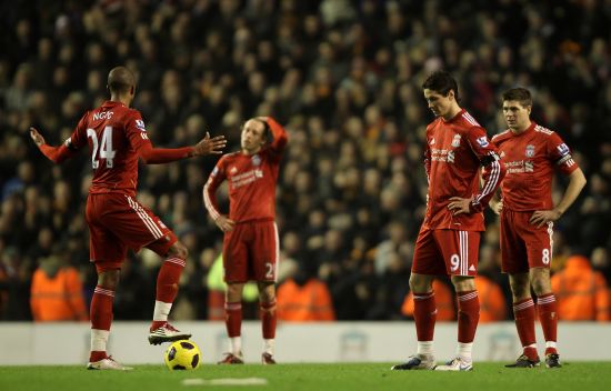 独行侠官方：后卫丹特·埃克萨姆成功接受右膝手术（独行侠官宣：后卫丹特·埃克萨姆右膝手术顺利完成）