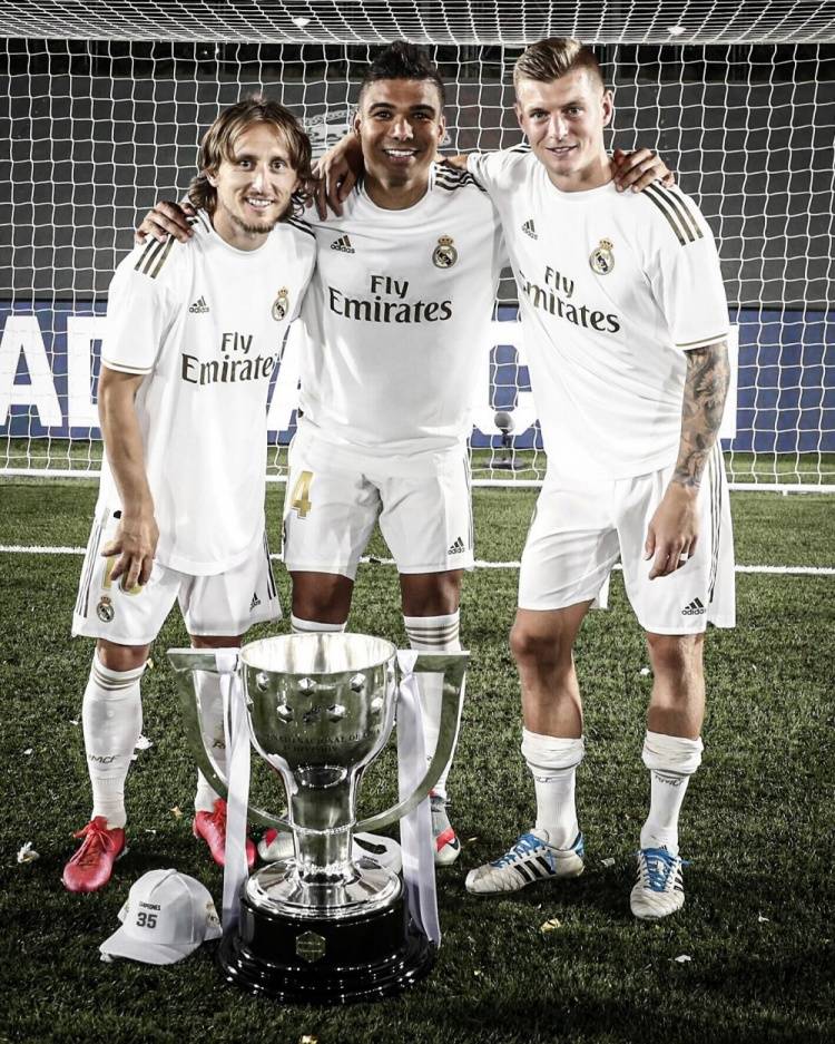 23岁345天，奥利塞成拜仁队史最年轻单场德甲独造五球的球员（23岁345天，奥利塞创纪录：成拜仁队史最年轻德甲单场直接造5球的球员）