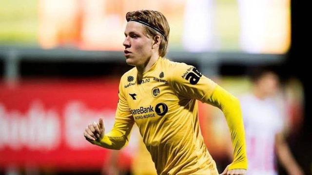 图片报：西媒报道凯恩与巴萨传闻无确凿依据，拜仁会和他续约（图片报：西媒凯恩投巴萨传闻无实锤，拜仁将与其续约）