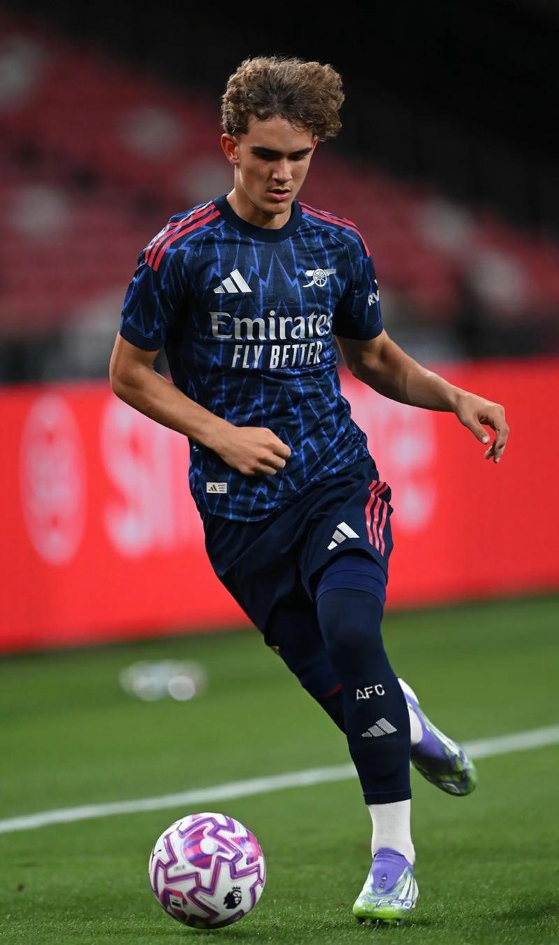 孔帕尼：我们不能变得傲慢，必须学会珍惜这些艰难的胜利（孔帕尼：拒绝傲慢，珍视来之不易的每一次胜利）