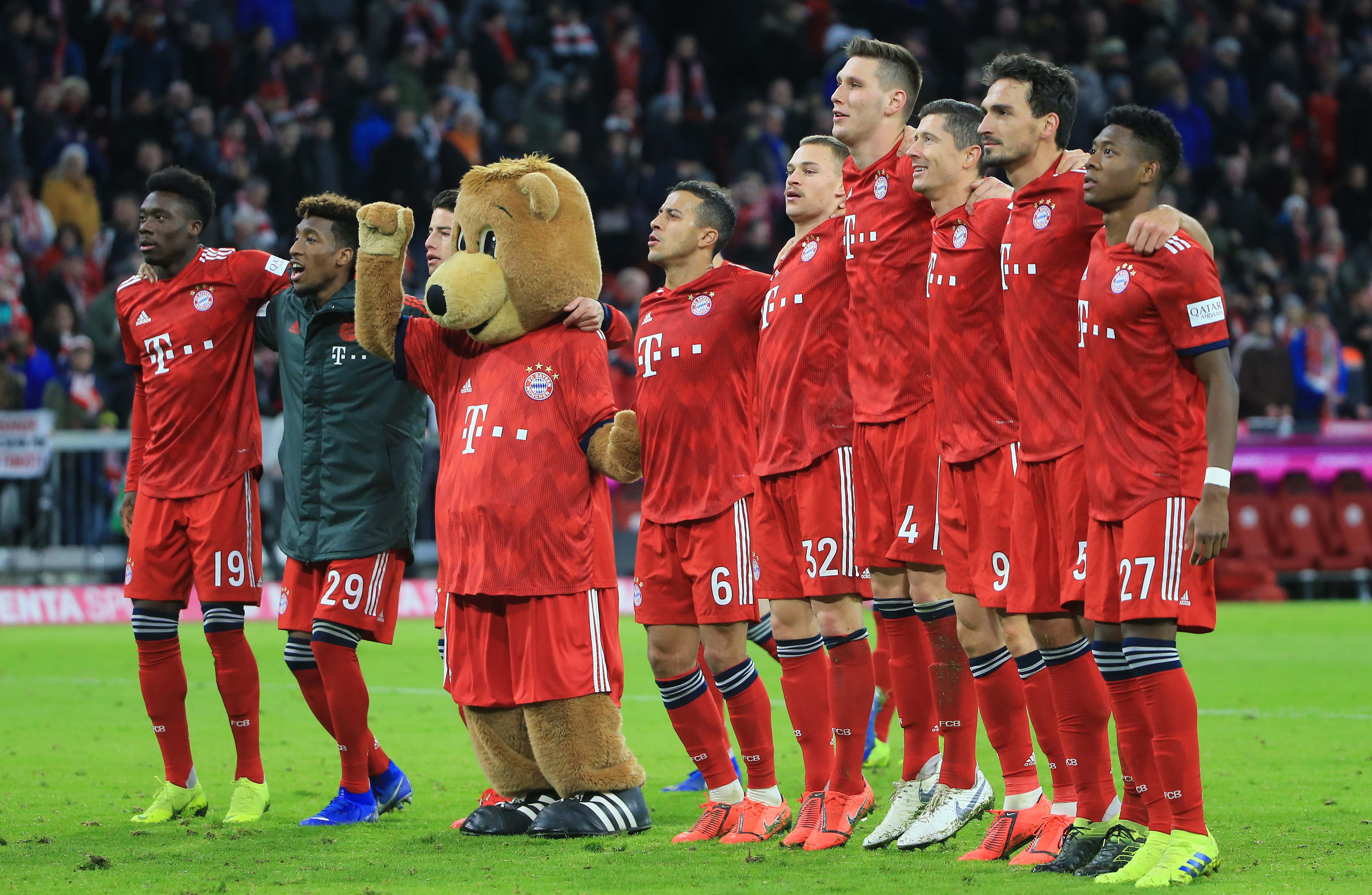 有惊无险，小麦和孔蒂所乘飞机警告灯误报导致飞机迫降（虚惊一场，小麦与孔蒂所乘航班因警示灯误报紧急降落）