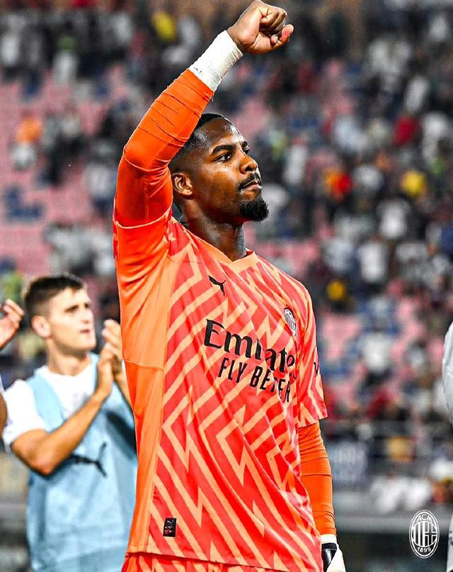 射击世界杯总决赛：江伊婷满中夺冠 中国队四金收官（射击世界杯总决赛：江伊婷满环夺魁，中国队四金圆满收官）