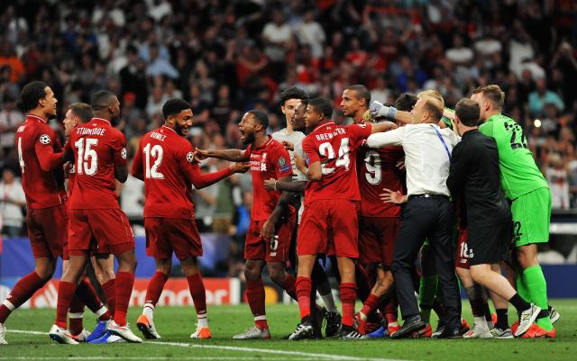 芬奇谈启用海兰德：他一直很有耐心，并在训练中表现出色（芬奇谈为何启用海兰德：耐心十足，训练表现亮眼）