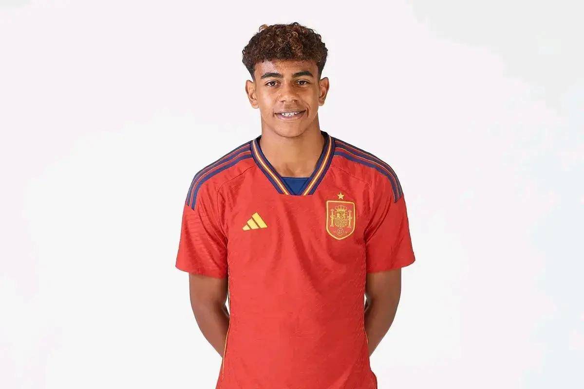 德转列英超各队非洲杯晋级国家球员总身价：曼联第1，曼城第2