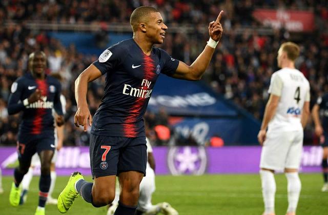 跟队记者：邓弗里斯因脚踝受伤可能缺阵至12月中旬左右（队记：邓弗里斯脚踝伤势或将缺席至12月中旬）